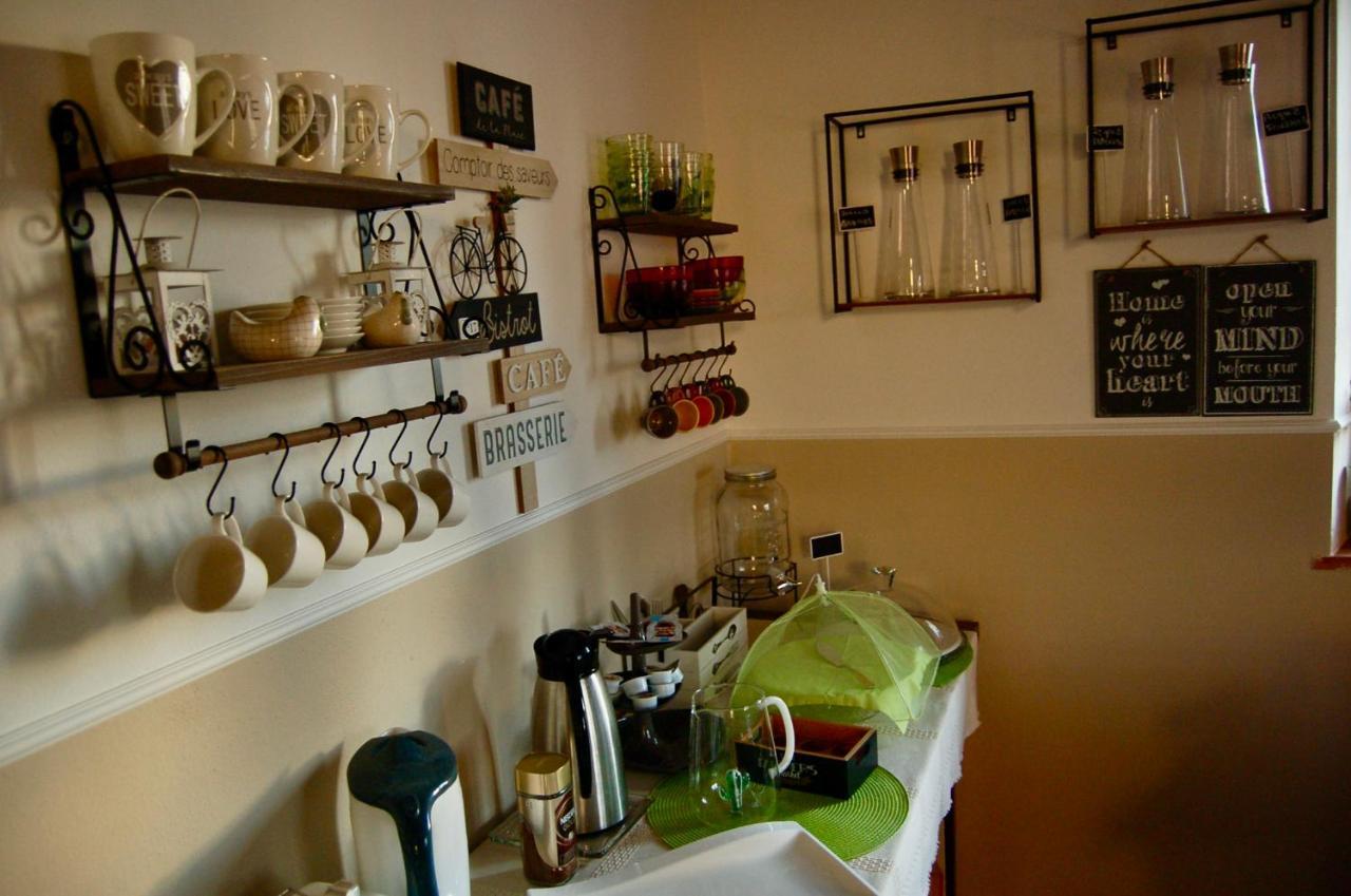 Bed And Breakfast Casale Del Sole Castellina Marittima Buitenkant foto
