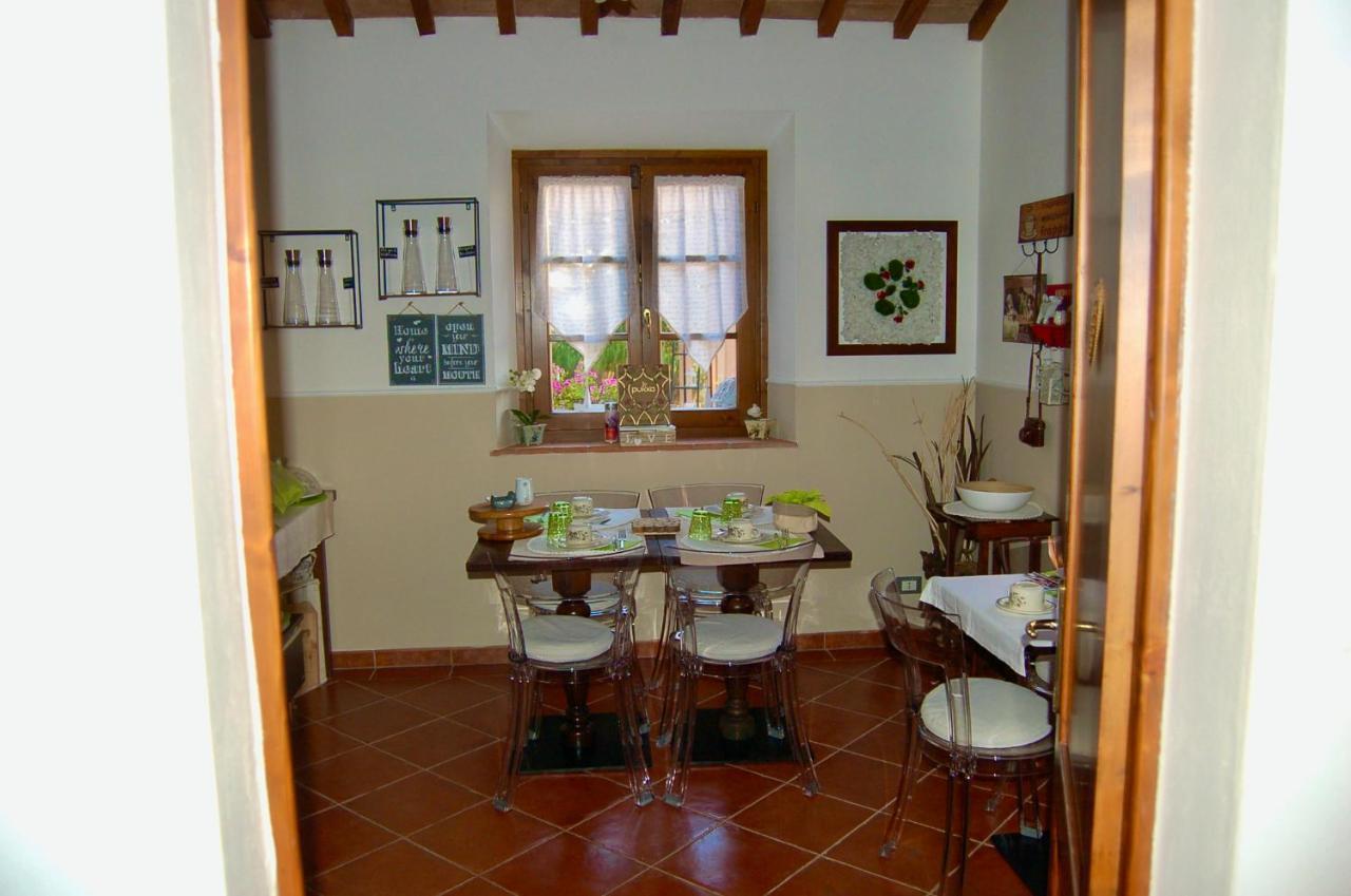 Bed And Breakfast Casale Del Sole Castellina Marittima Buitenkant foto