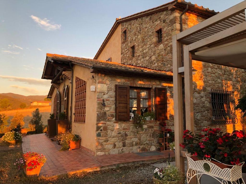 Bed And Breakfast Casale Del Sole Castellina Marittima Buitenkant foto