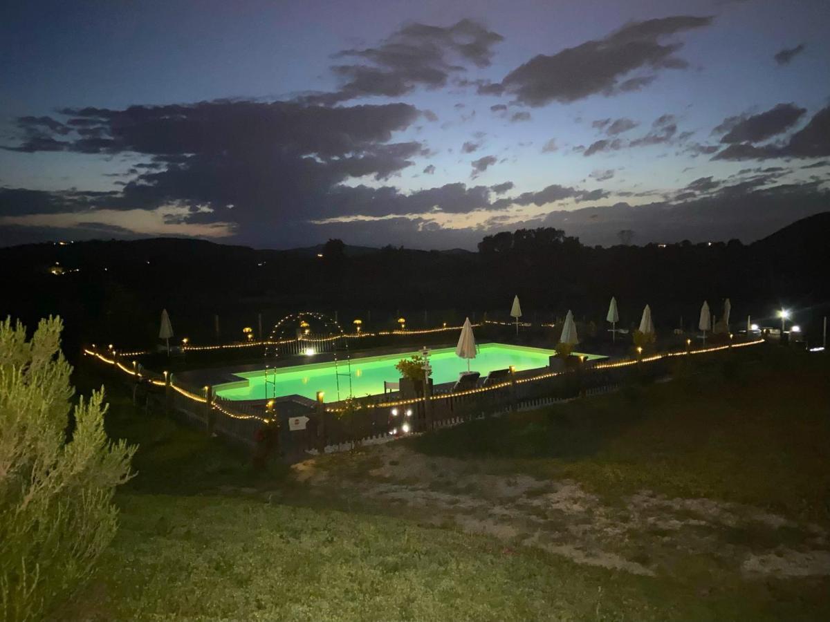 Bed And Breakfast Casale Del Sole Castellina Marittima Buitenkant foto